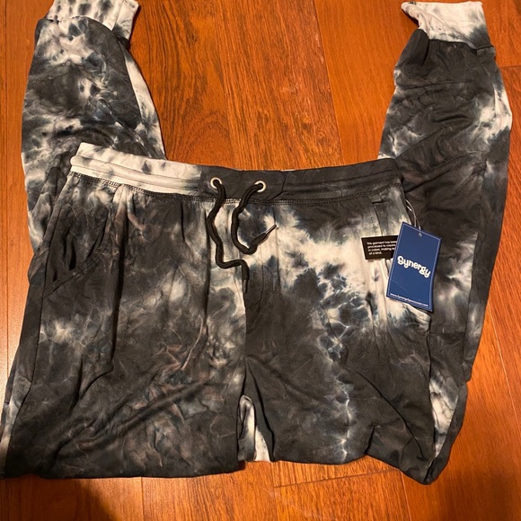 Derek Heart Pants - Derek heart jogger pants